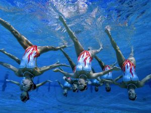 Synchronized-Swimming-15